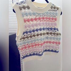 Cute Zara Knit Sweater - sleeveless
